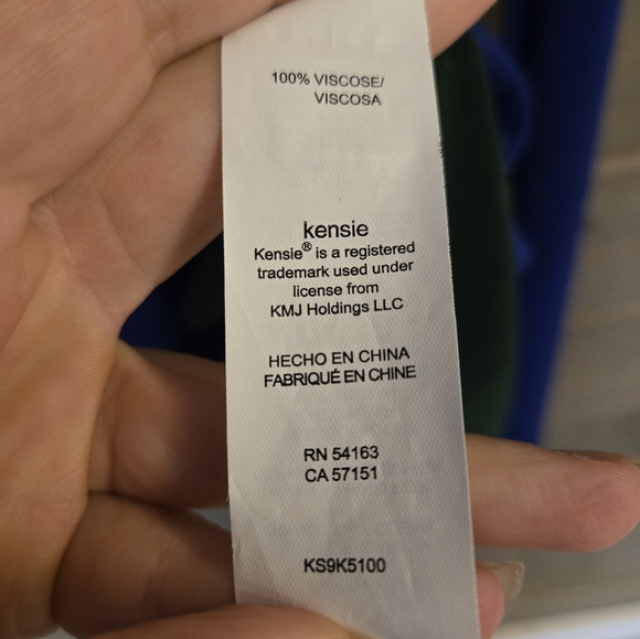 Kensie Two-Tone Long-Sleeve Panda Fine Knit Sweater Large Graphic Knit - Picture 7 of 8